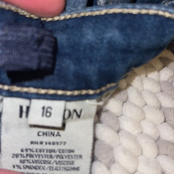 Girls Hudson Distressed Jean Shorts. Adjustable Waist. Size 16 Great Condition!! - Picture 5 of 9